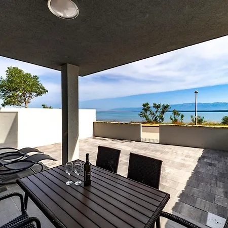 Golden Appartement Nin