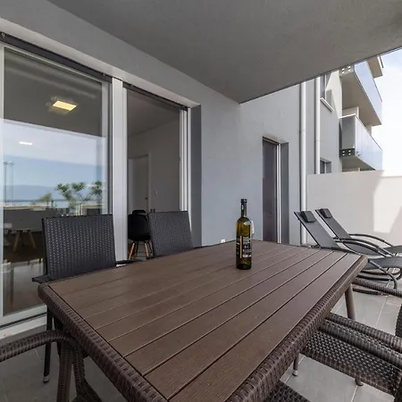 Golden Appartamento Nin